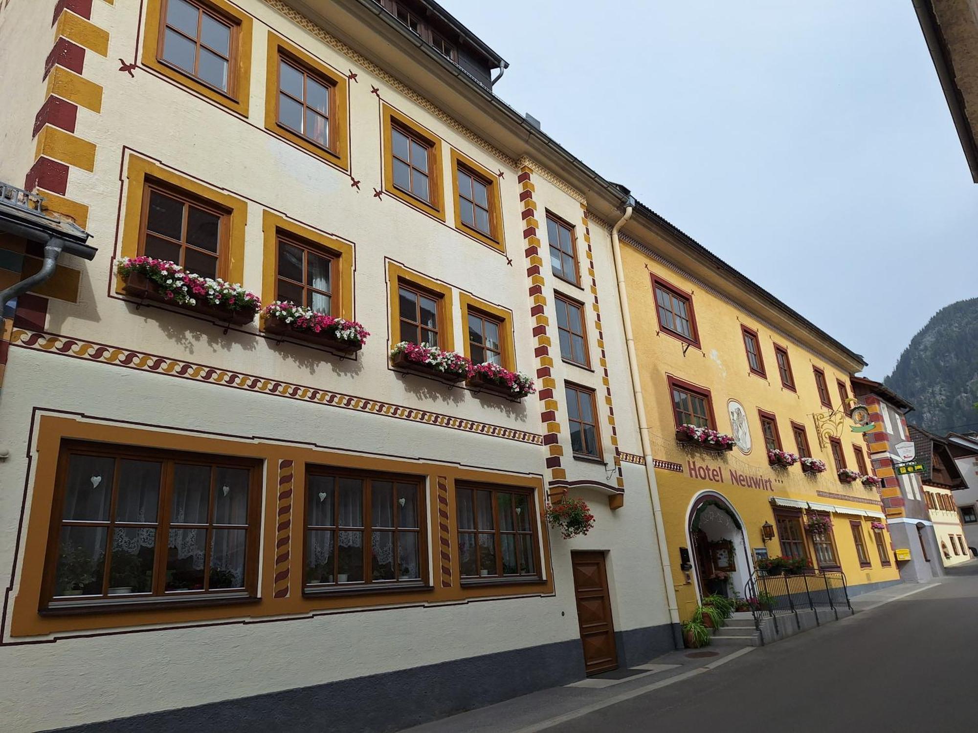 Hotel Neuwirt Mauterndorf  Esterno foto
